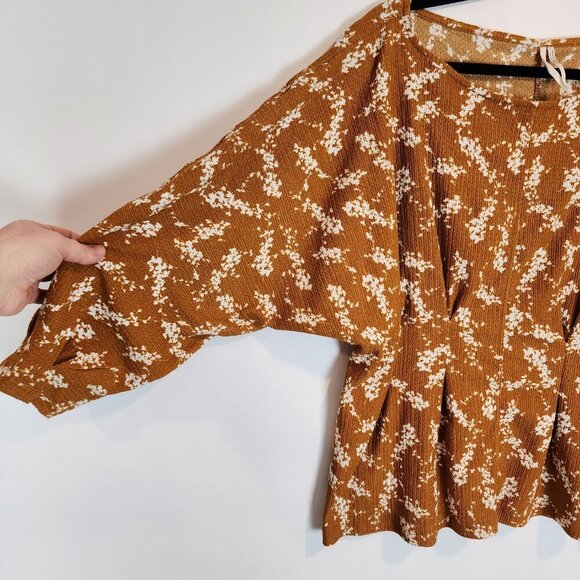 Anthropologie Amber Dolman Sleeve Blouse Floral Pleated Waist Fit & Flare sz Md - Picture 3 of 10